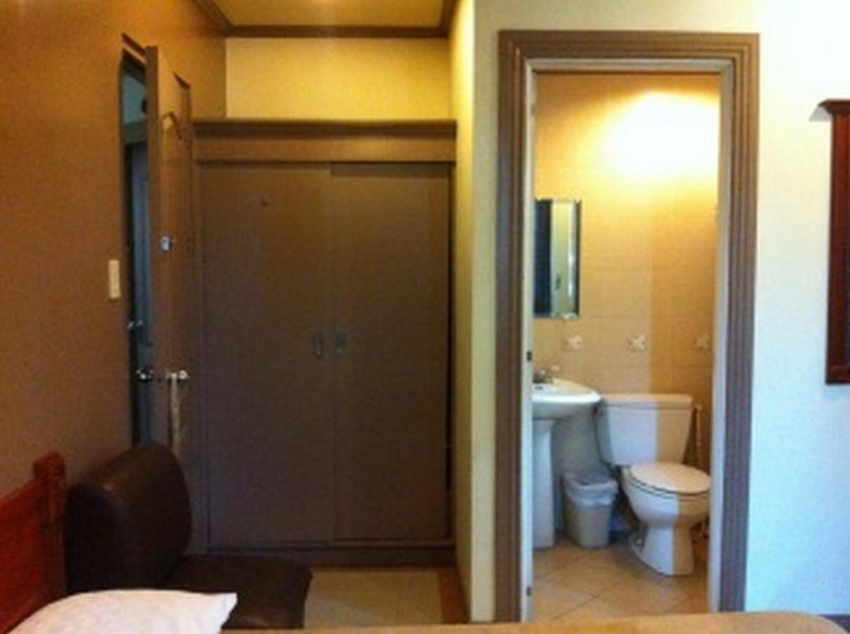 אנגלס Balibago Villa Hotel מראה חיצוני תמונה